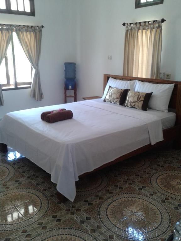 Putri Homestay Gili Meno Camera foto