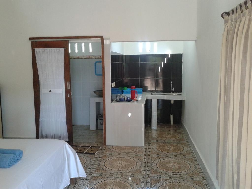 Putri Homestay Gili Meno Camera foto