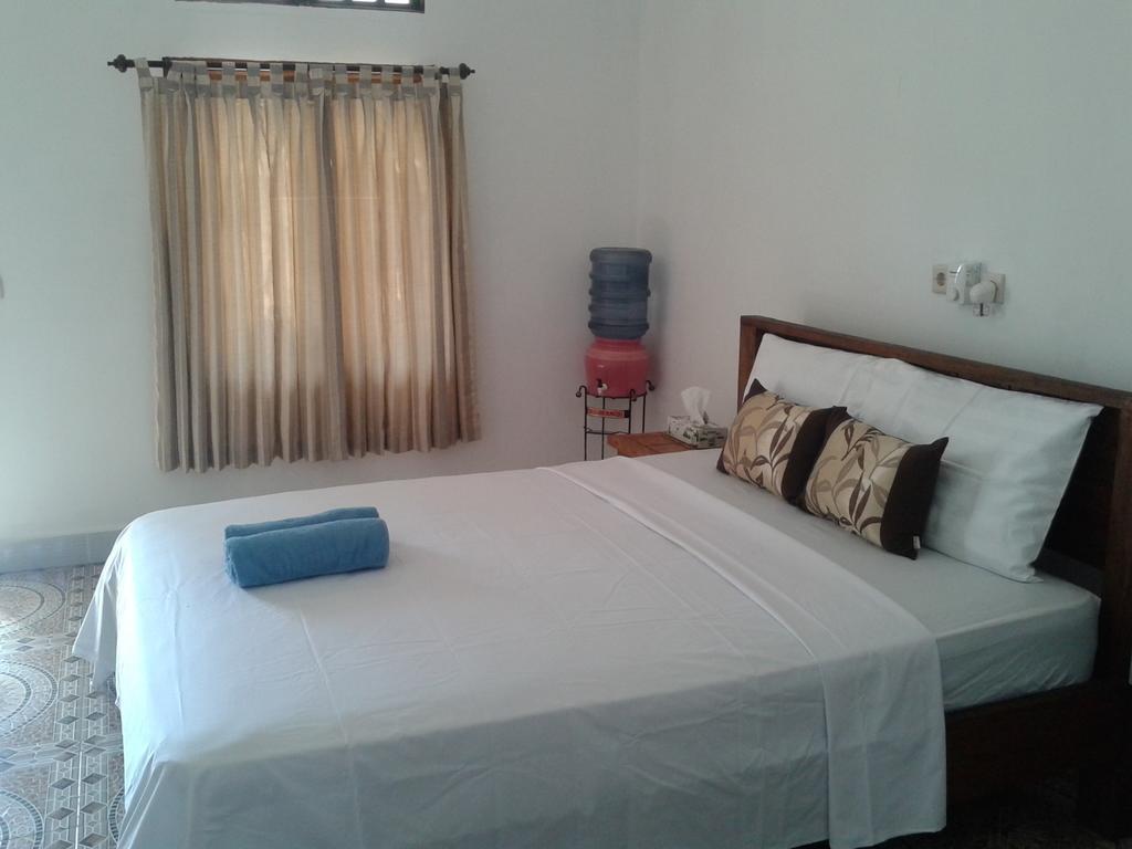 Putri Homestay Gili Meno Camera foto