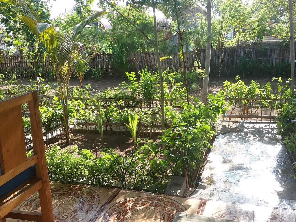 Putri Homestay Gili Meno Esterno foto